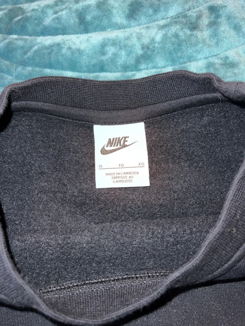 Nike Black Pullover Crewneck Sweatshirt Sportswear Club Fleece XL
